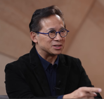 Dr. William Li, Harvard-trained doctor